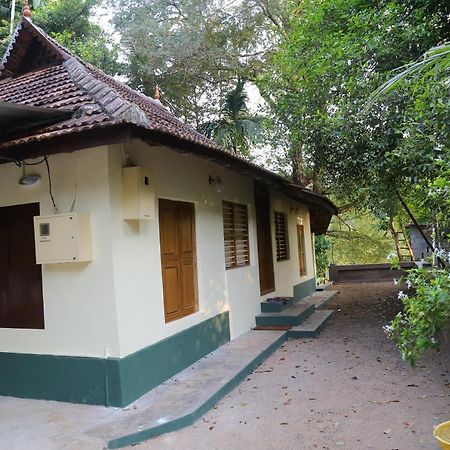 The Mana-Heritage Stay - Chengazhimattam Mana Kottayam Εξωτερικό φωτογραφία