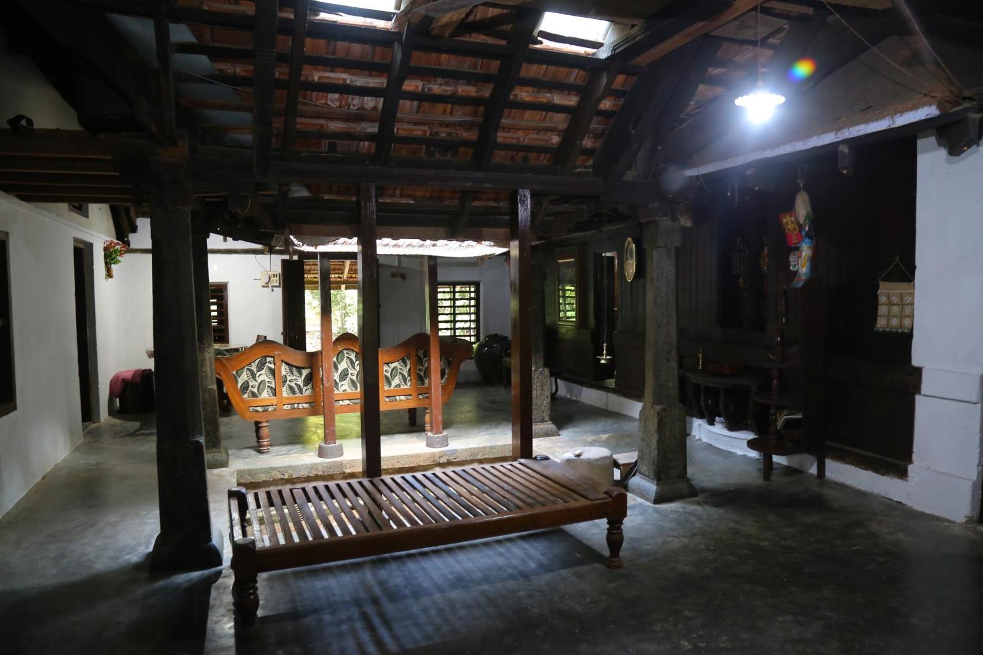 The Mana-Heritage Stay - Chengazhimattam Mana Kottayam Εξωτερικό φωτογραφία