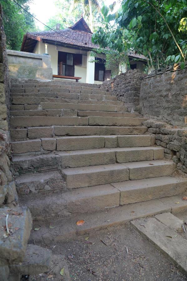 The Mana-Heritage Stay - Chengazhimattam Mana Kottayam Εξωτερικό φωτογραφία